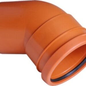 Lauko kanaliz. PVC alkūnė 110/67°
